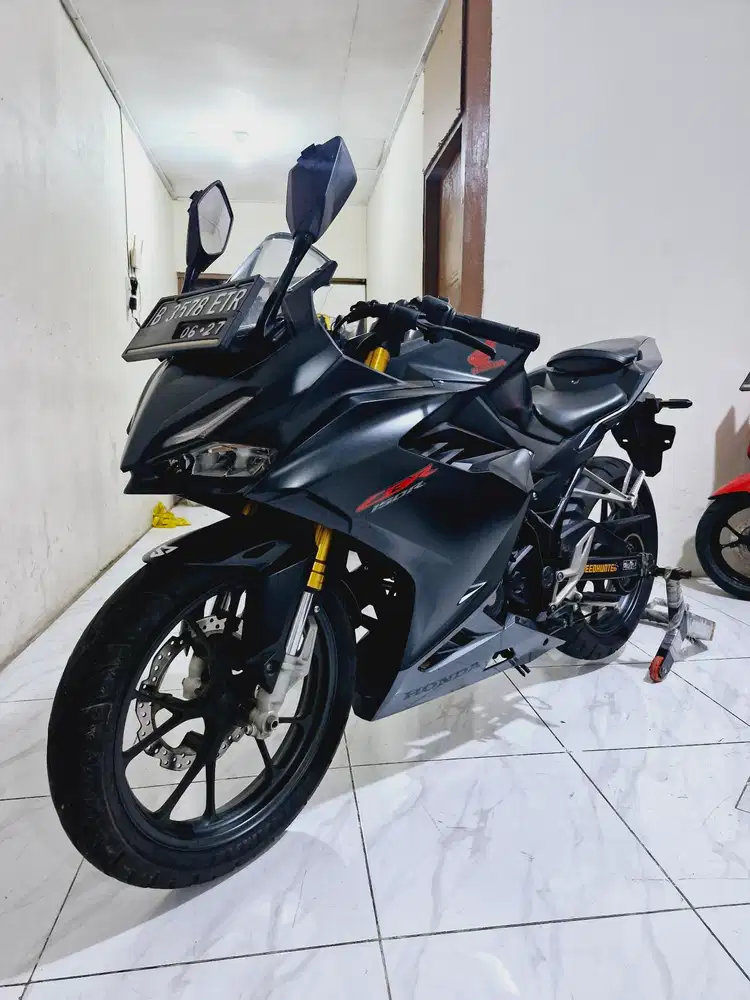 [DP 500 RIBU] Cash Kredit NEW CBR 150 R 2022 Barang Bagus