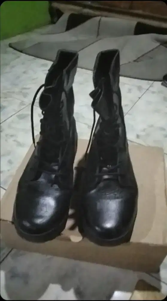 Jual sepatu pdl