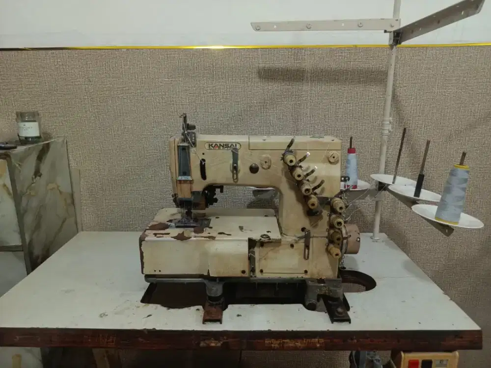  Di jual mesin jahit second msh bagus dan mulus