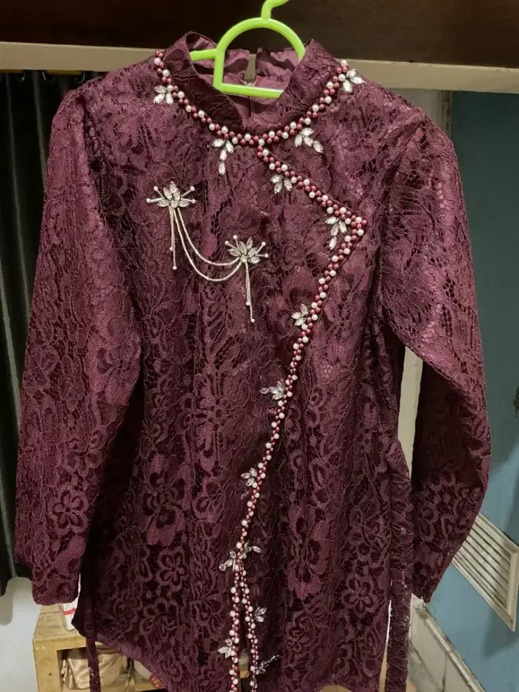 Kebaya Jangga Ayu Burgundy
