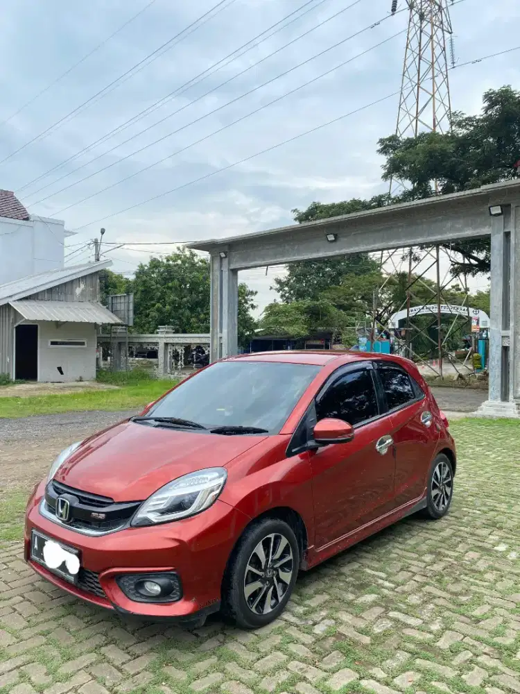 DIJUAL BRIO RS 2016 SECOND PRIBADI