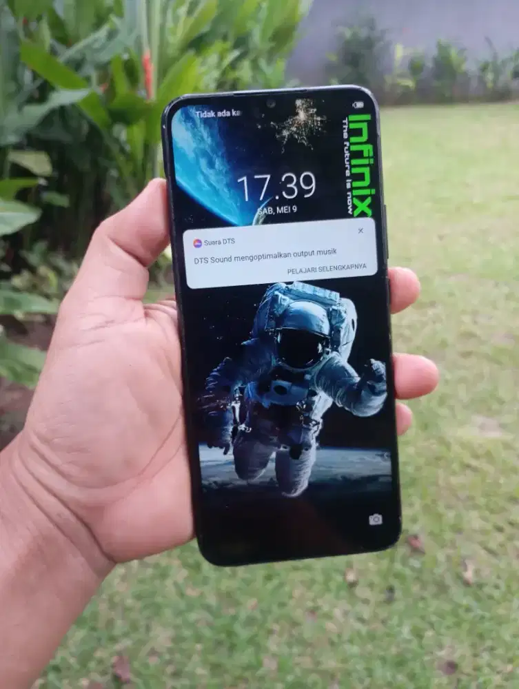 Infinix Hot 9 play ram 4/64 batre 6000 normal