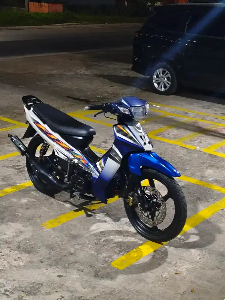Yamaha F1zr 2004
