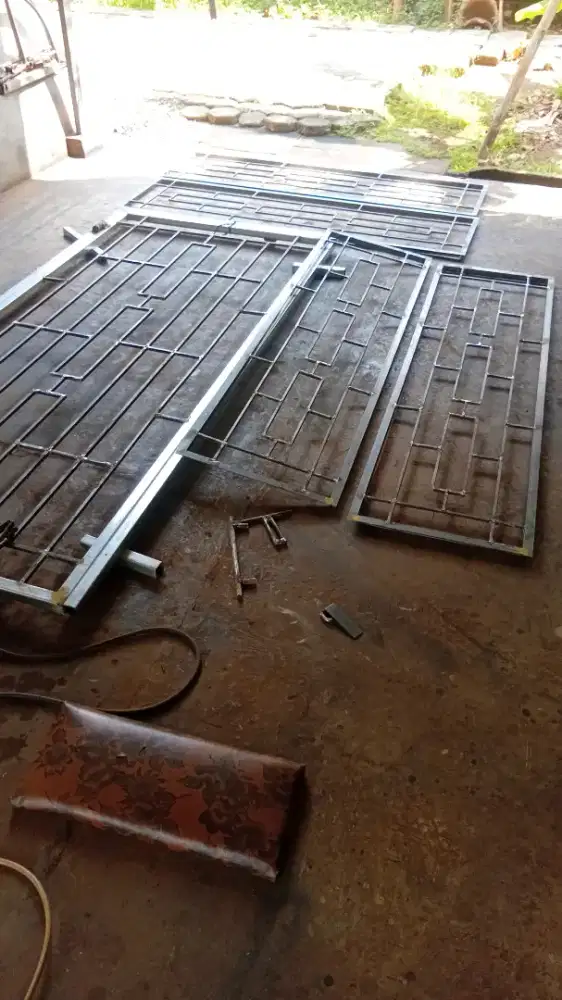 teralis pintu dan jendela