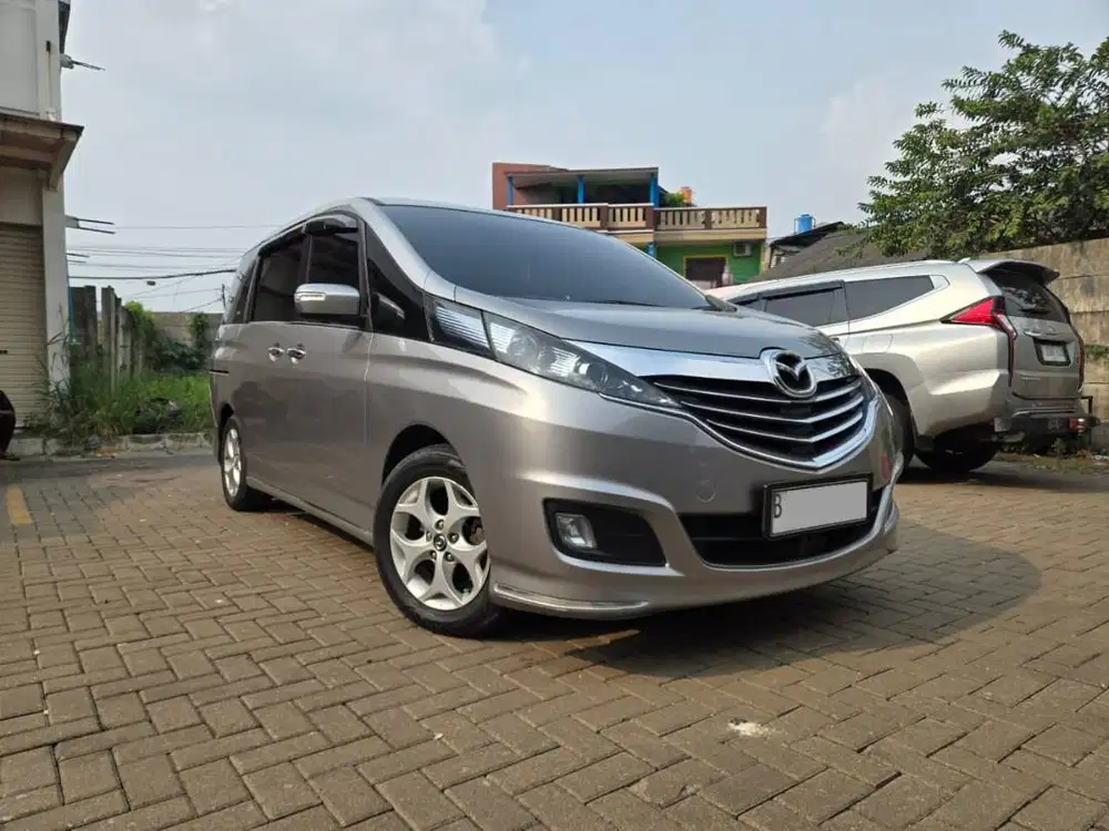 Mazda Biante 2.0sky active Abu-Abu 2015 Istimewa Good ConditioN TDP Ha