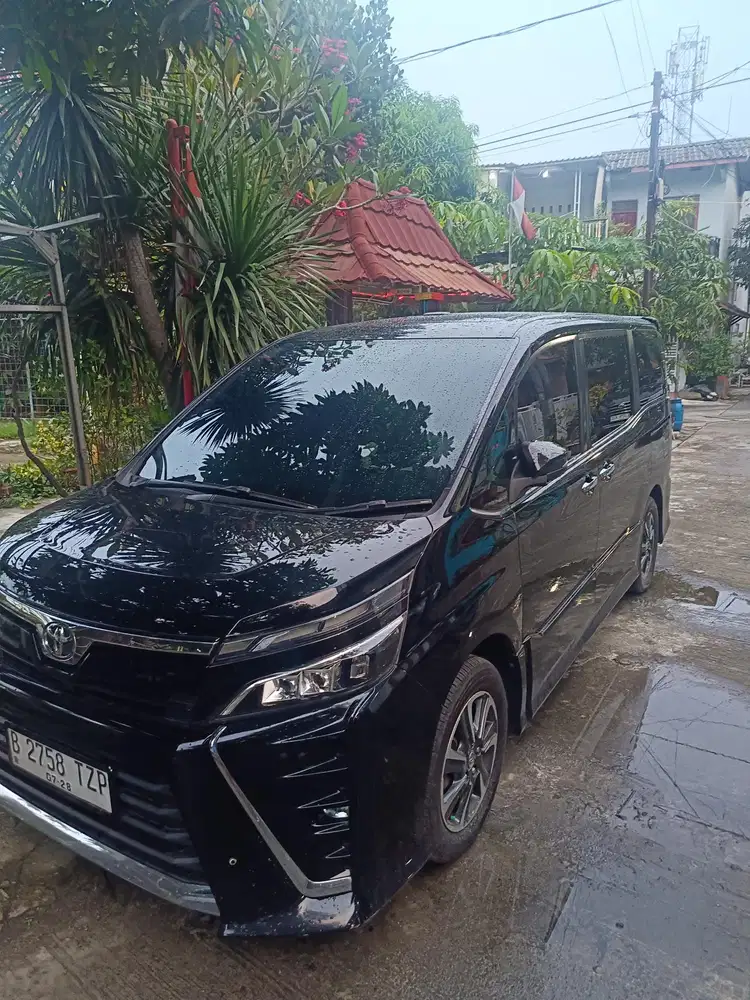 Toyota Voxy 2018 Bensin