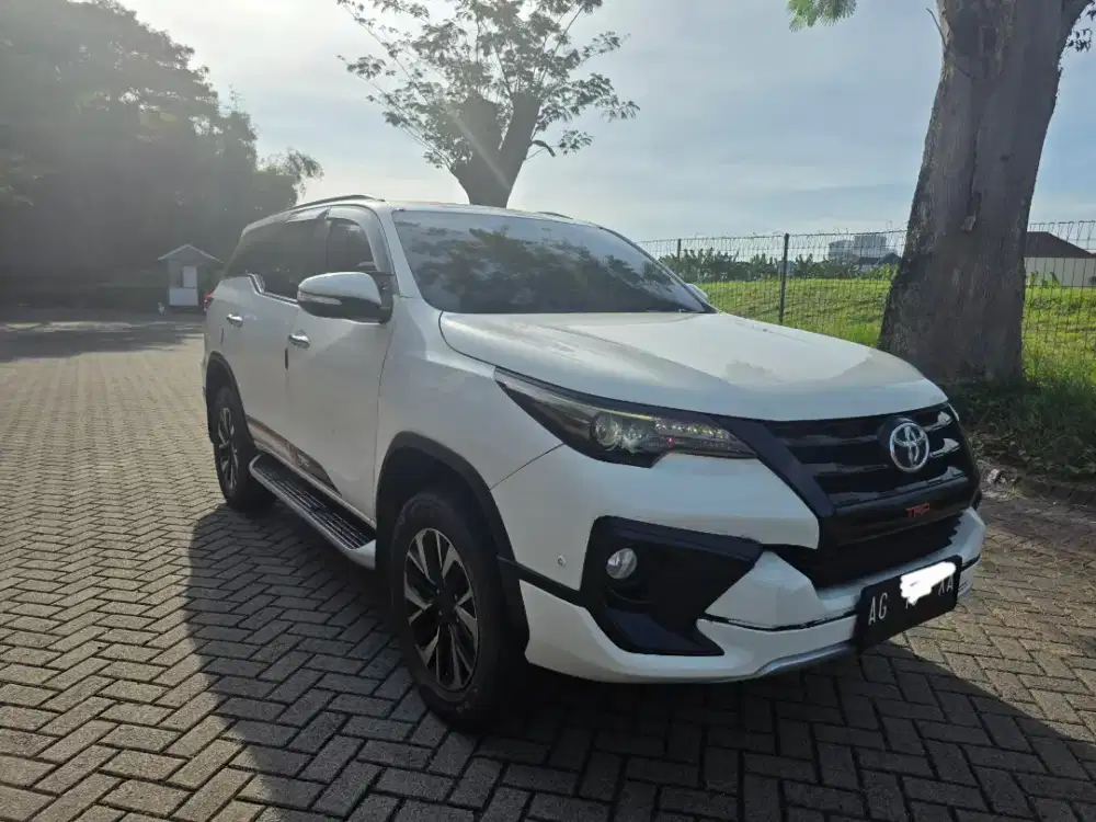 Fortuner VRZ TRD sportivo 2018 km 70rb pmk NIK 2017 matic no 2016 2019