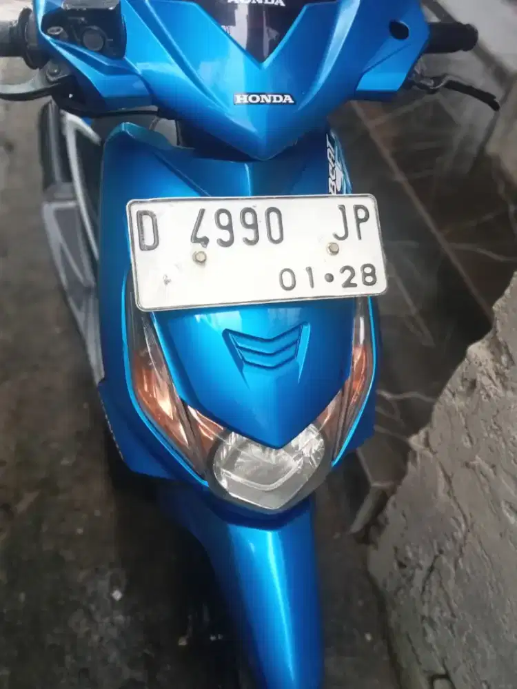 Beat Karbu 2012 Biru Putih