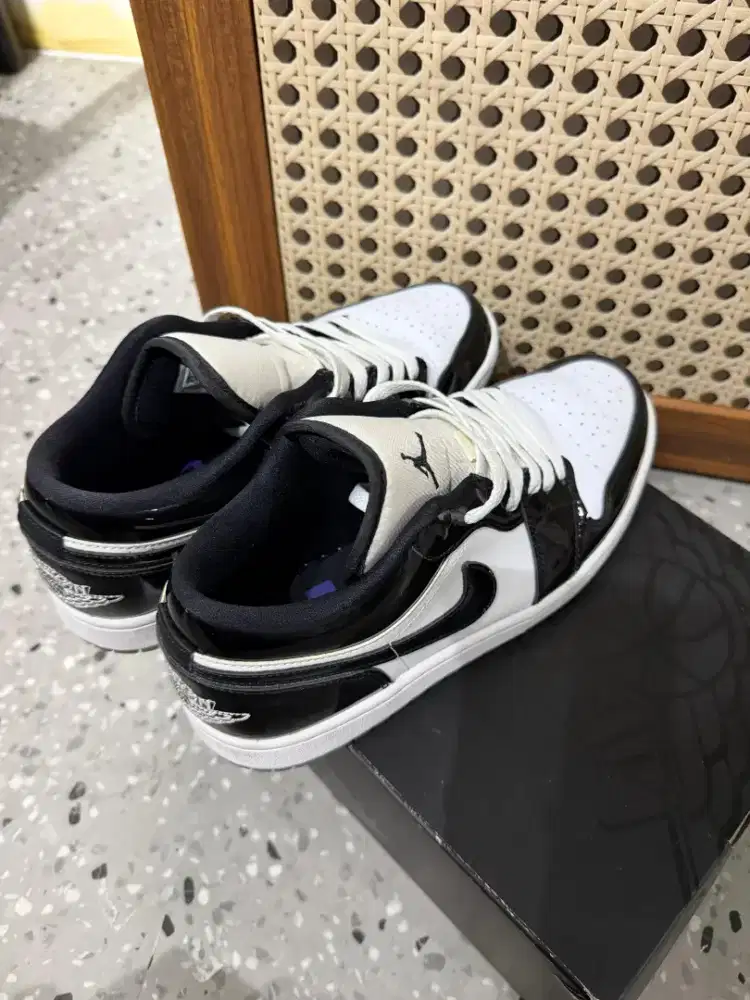 NIKE AIR JORDAN 1 LOW SE