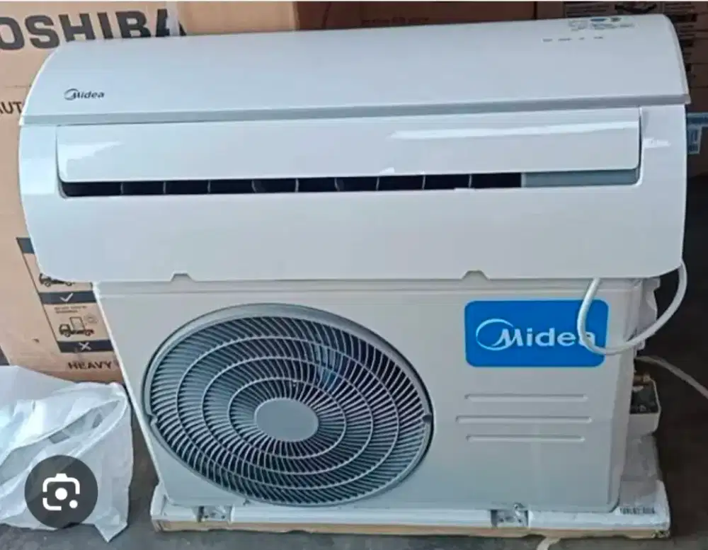 AC midea 1/2 pk + pasang