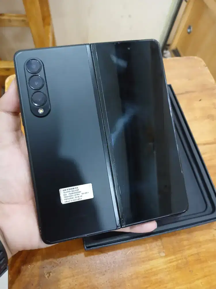Samsung Z Fold 3 5G 12/512Gb SEIN