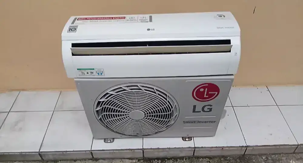 ac LG smart inverter 1/2pk ori