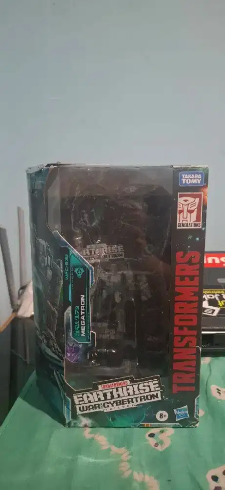 WTS Megatron Earthrise War For Cybertron Trilogy
