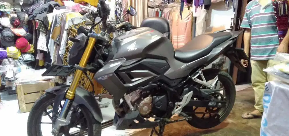 CB 150 R tahun 2022