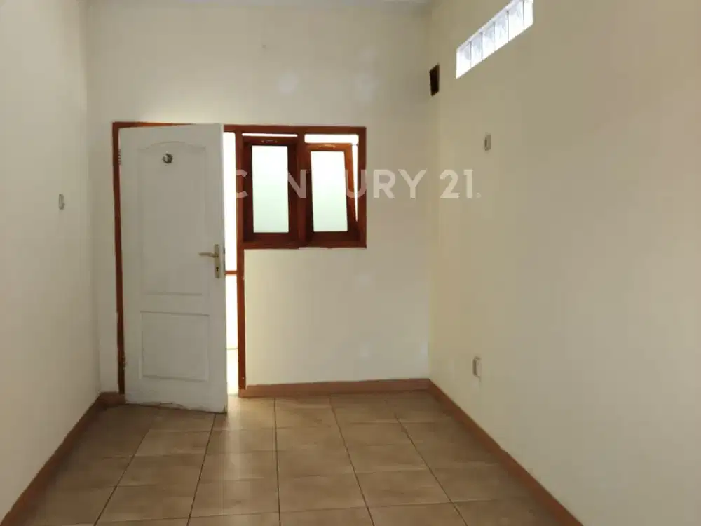 Rumah Pusat Kota  Sayap Cikawao Siap Huni