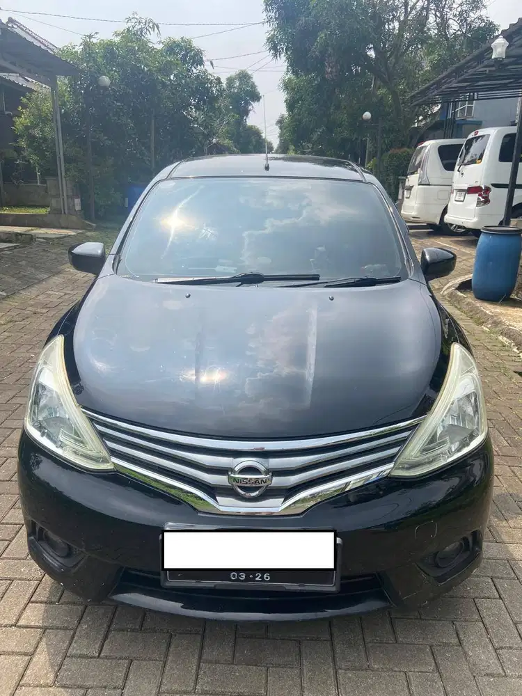 Nissan Grand Livina SV (2015)
