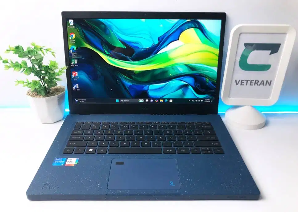 Laptop Acer Vero core i5 1235U Gen baru Ram 8gb Ssd 512gb Backlight