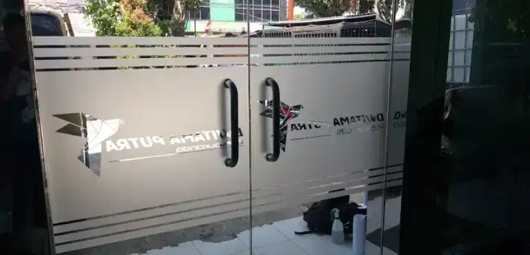 STIKER KACA KANTOR SANDBLAST PRINTING CUTTING STICKER BURAM KACA FILM