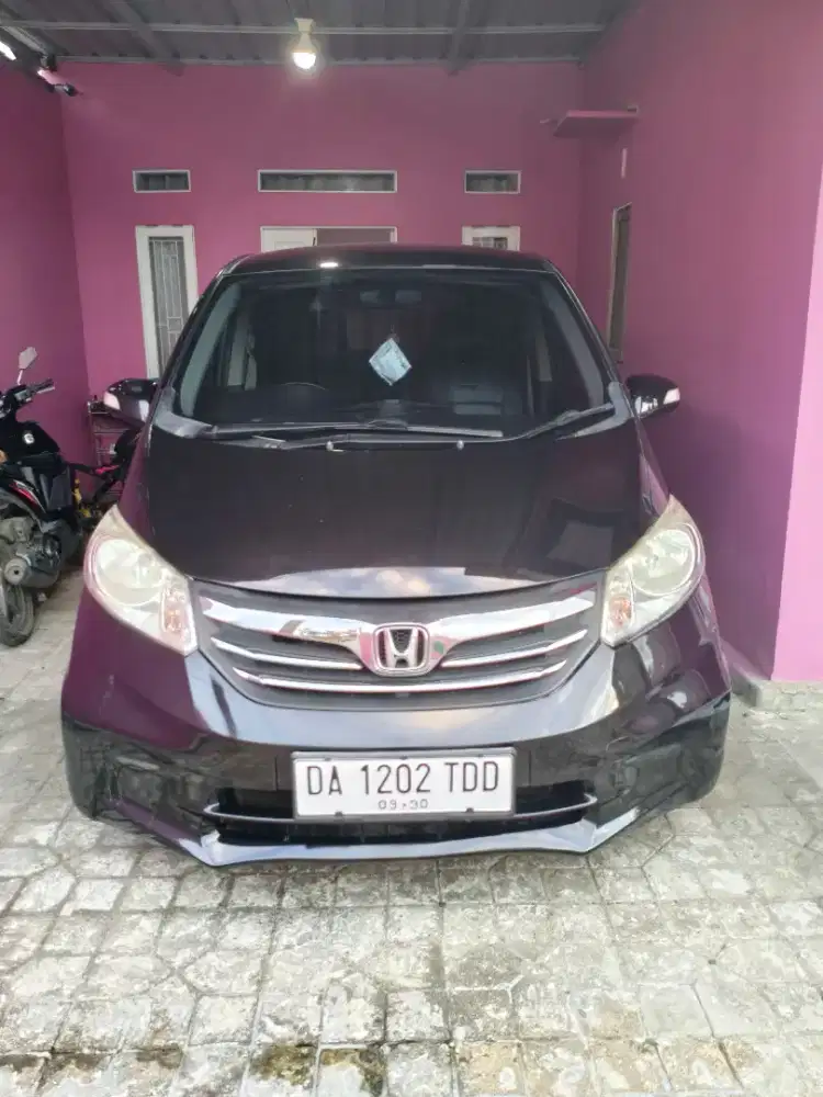 Honda Freed 2012