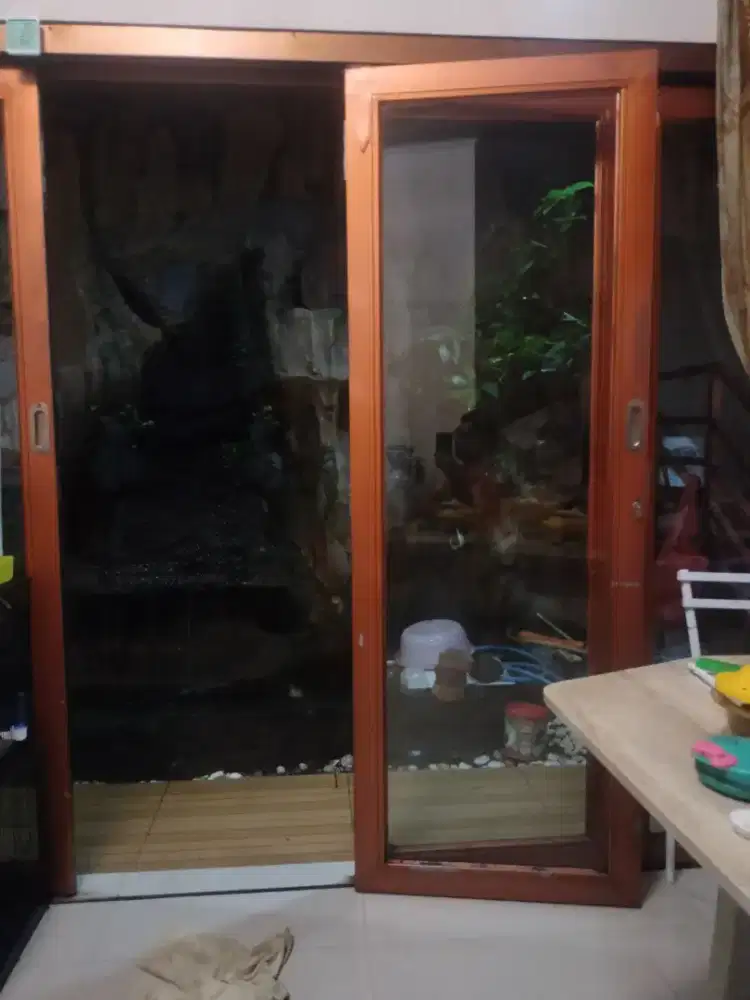 DICARI ART PEREMPUAN WAJIB MENGINAP