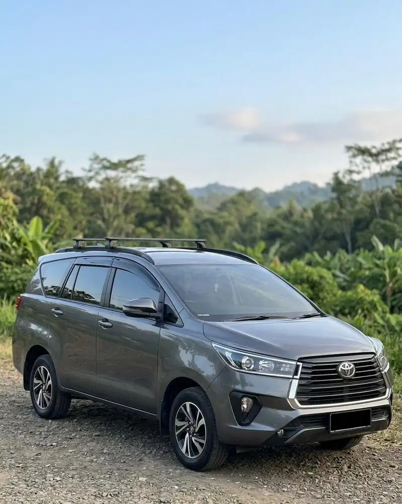 Kijang Innova Reborn 2.4 V Turbo Diesel Matic Last Edition