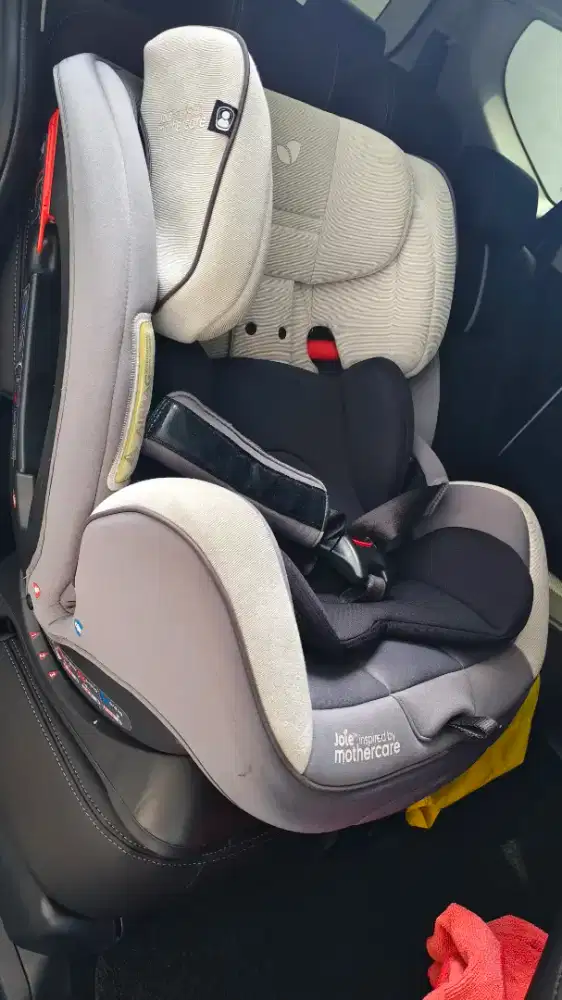 CAR SEAT JOIE INSIPRED MOTHERCARE