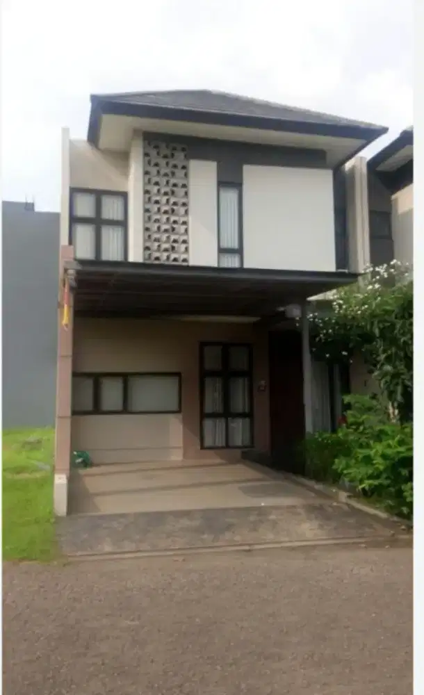 Jual Murah Rumah Cakep 2 Lt
Cluster Grand Wisata Bekasi Timur