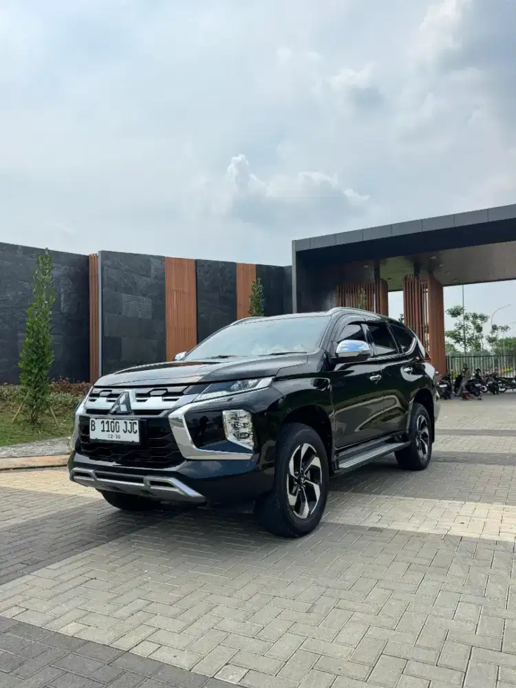 PAJERO SPORT DAKAR 4X4 ULTIMATE DIESEL MATIC SUNROOF TAHUN 2025 HITAM