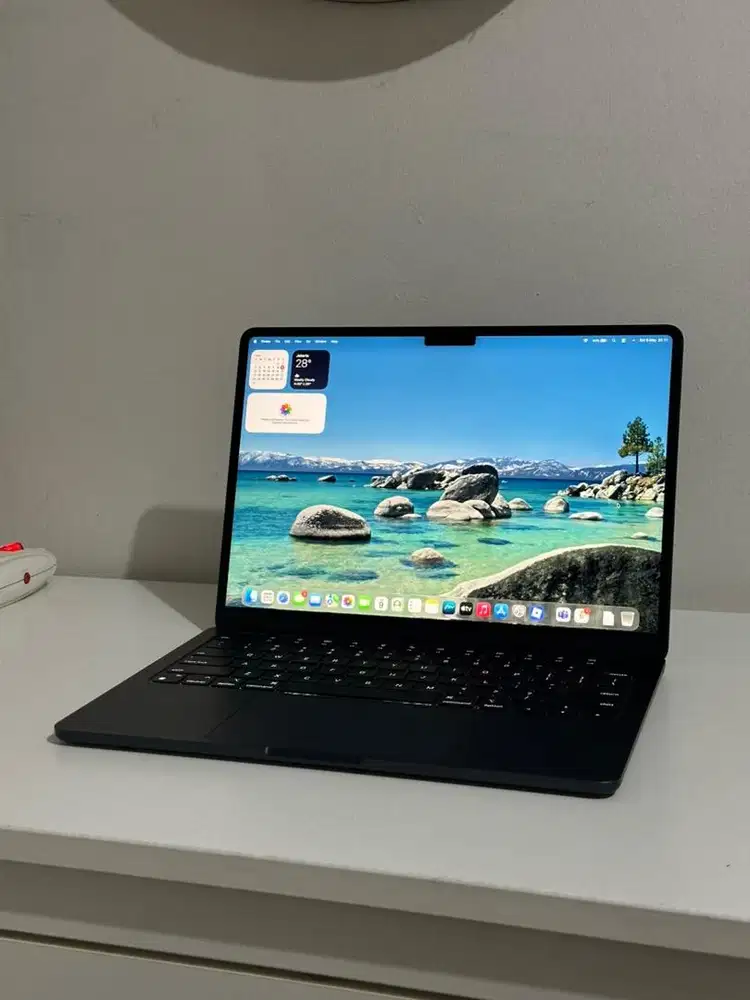Macbook Air M3 2024 8/256 GB