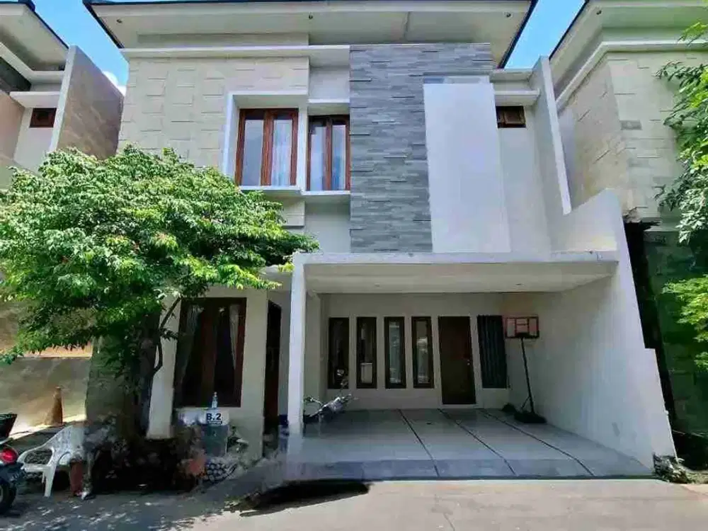 dijual rumah setengah solo