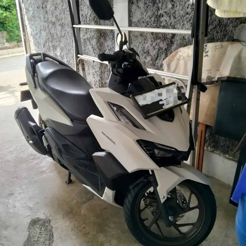 Dijual Vario 160 ABS 2023