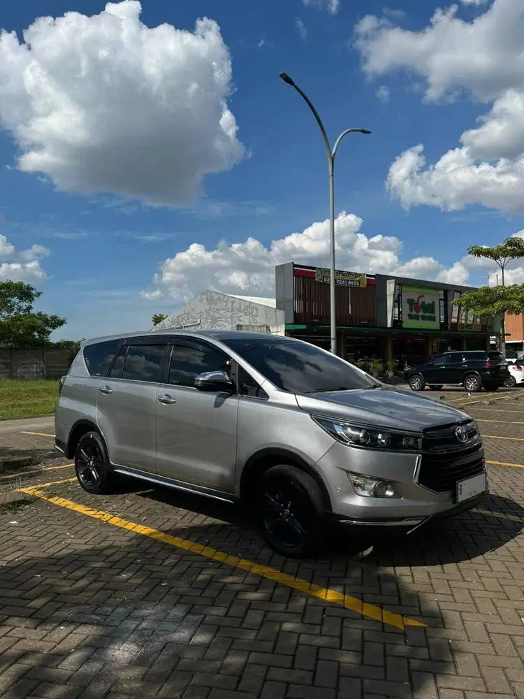 Kijang Innova Venturer Diesel 2017
