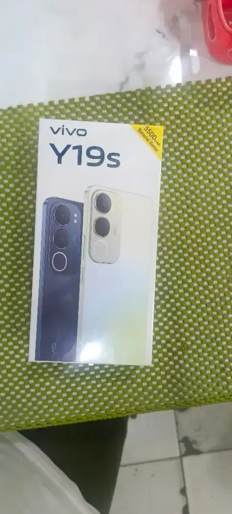 Vivo Y19s ram 4/64 MASIH SEGEL BELUM DIPAKAI