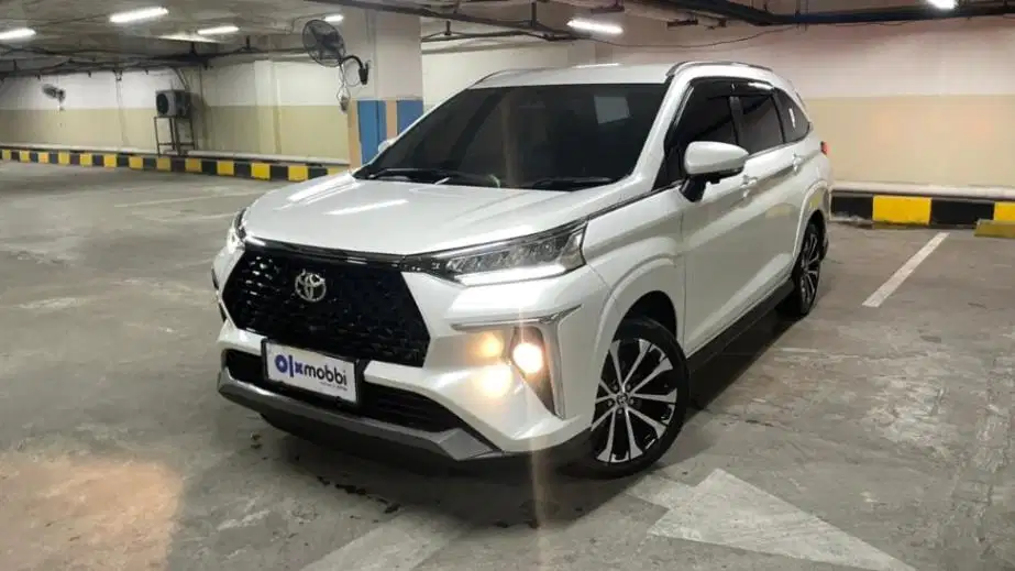 LOW DP Toyota Avanza 1.5 Veloz Q TSS Bensin-AT 2022 DEL