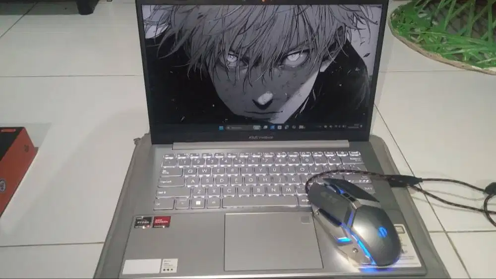 Laptop asus vivobook go 14/15 e1404fa seken fullset pemakaian 1 bulan