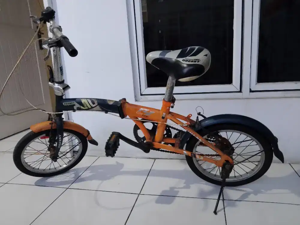 Sepeda lipat anak