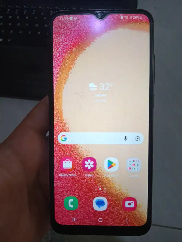 SAMSUNG A04E 32GB INTERNAL /4+3 (RAM) nego