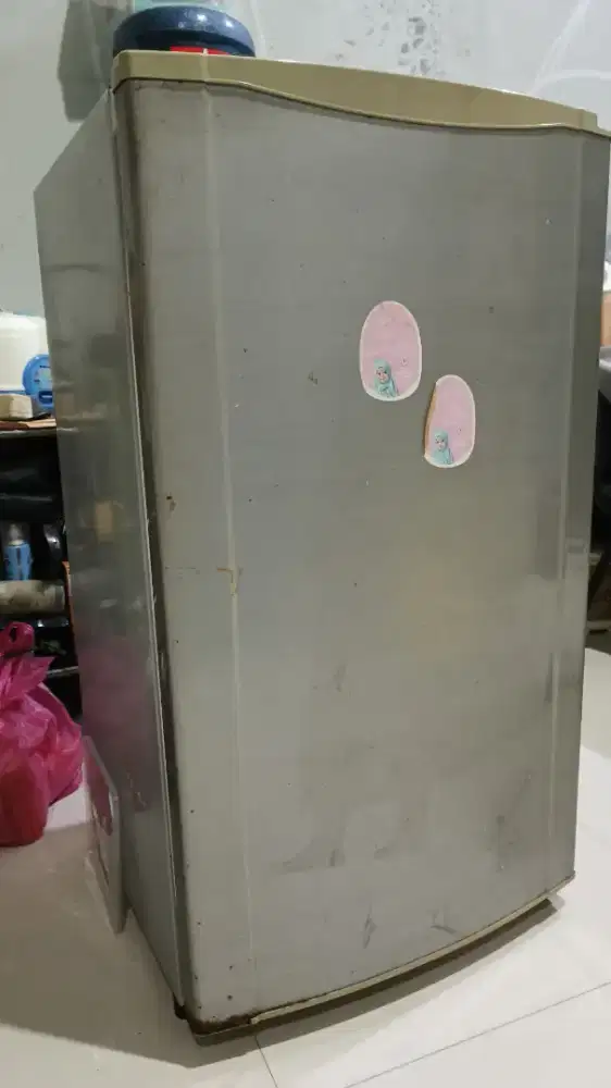 Jual Cepat, Kulkas Bekas Sharp 1 Pintu, Murah