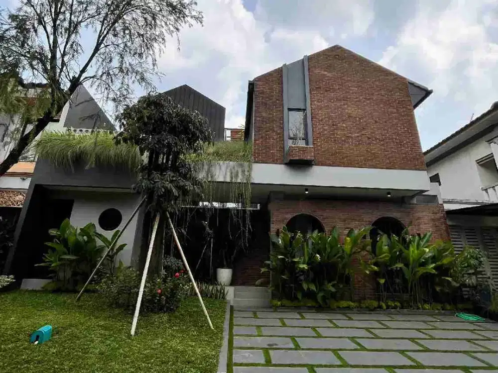 Turun Harga Dijual Rumah Brand New Banyan Village The Green Bsd