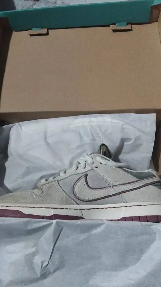 Nike Dunk Low SB Brown Maroon