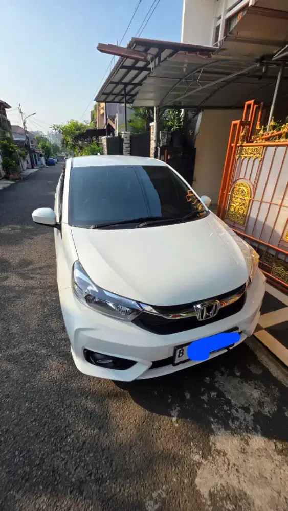 Dijual: Brio Satya E CVT A/T 2019, white mulus, sangat terawat, low km