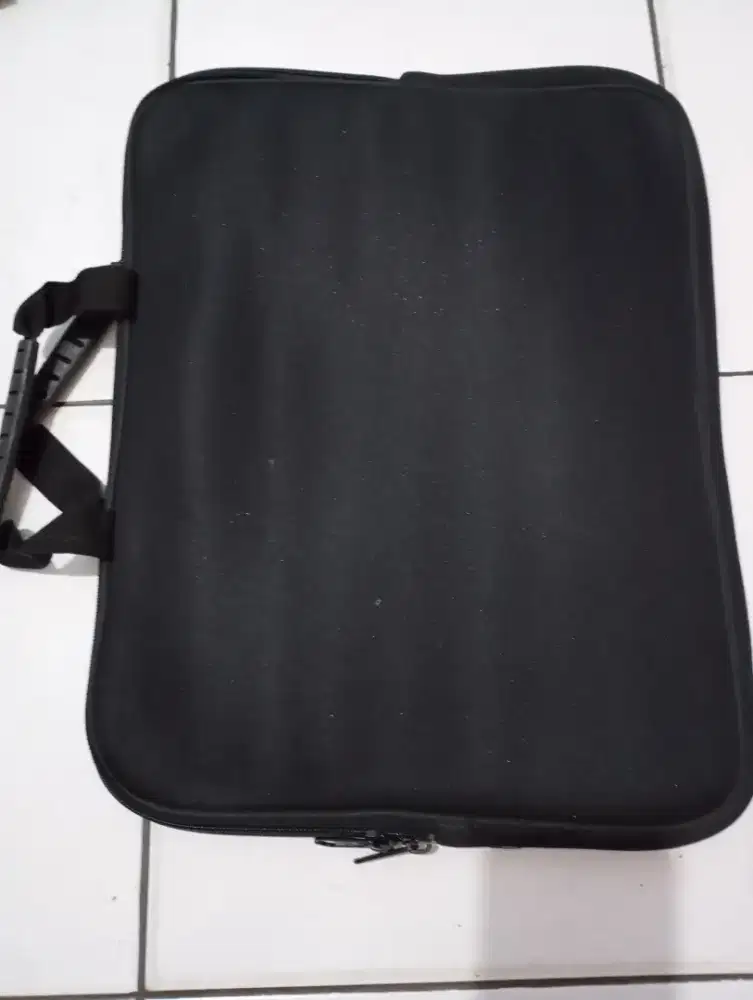 Tas Laptop Besar