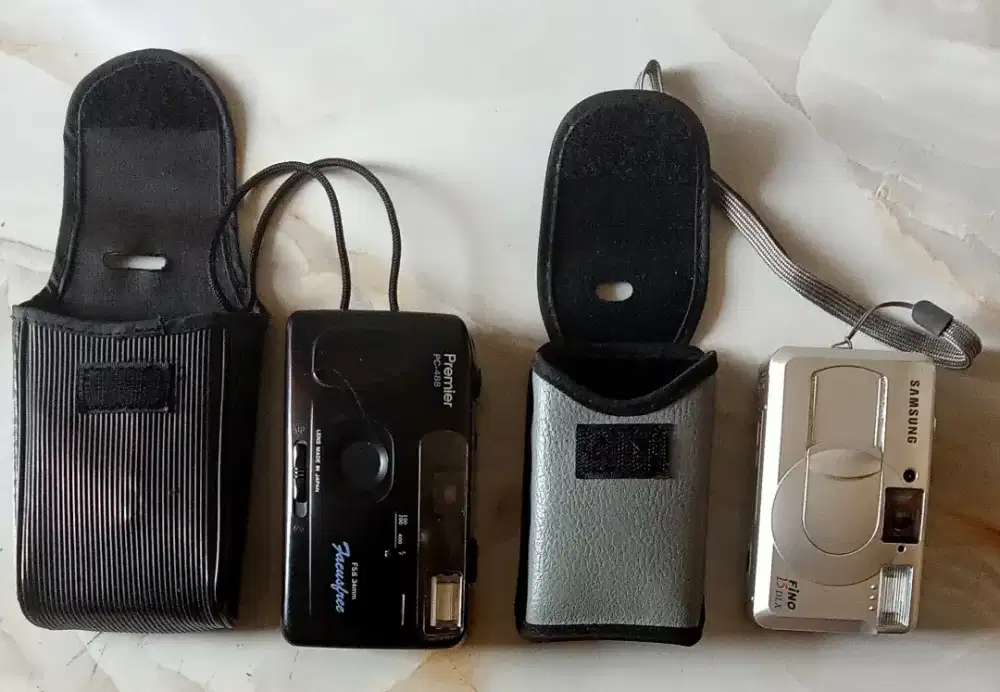 KAMERA ANALOG DAN WALKMAN