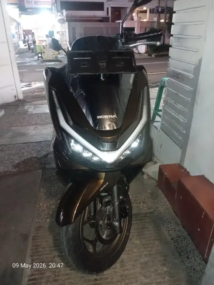 Honda PCX 160 Baru km 405 Pembelian akhir April 2026, harga 41 jt nego