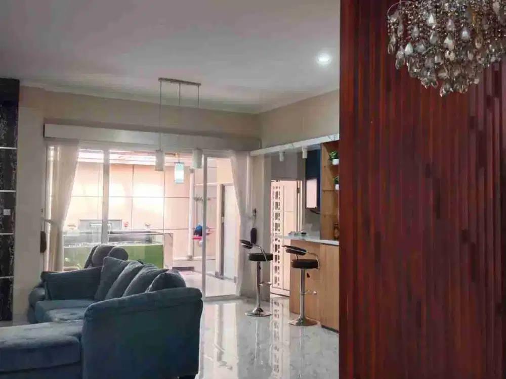 Dijual rumah siap huni di cluster Heliconia harapan indah bekasi