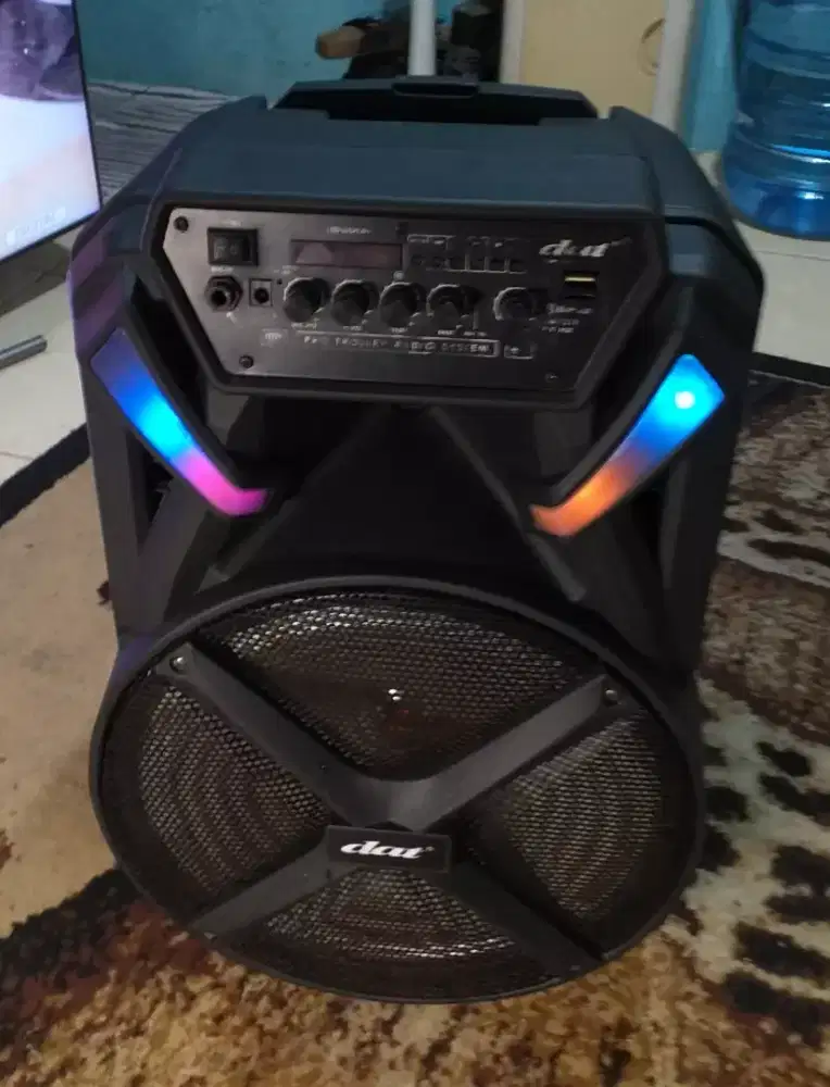 Speaker bluetooth dat