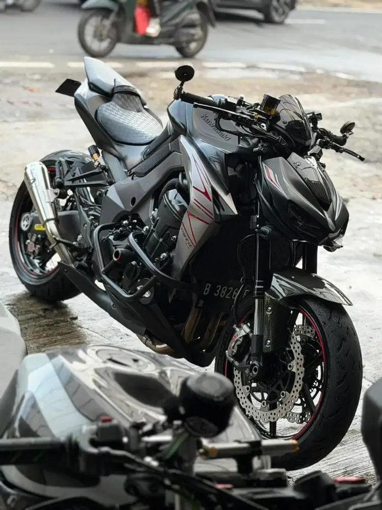 Kawasaki Z1000 Sugomi 2021