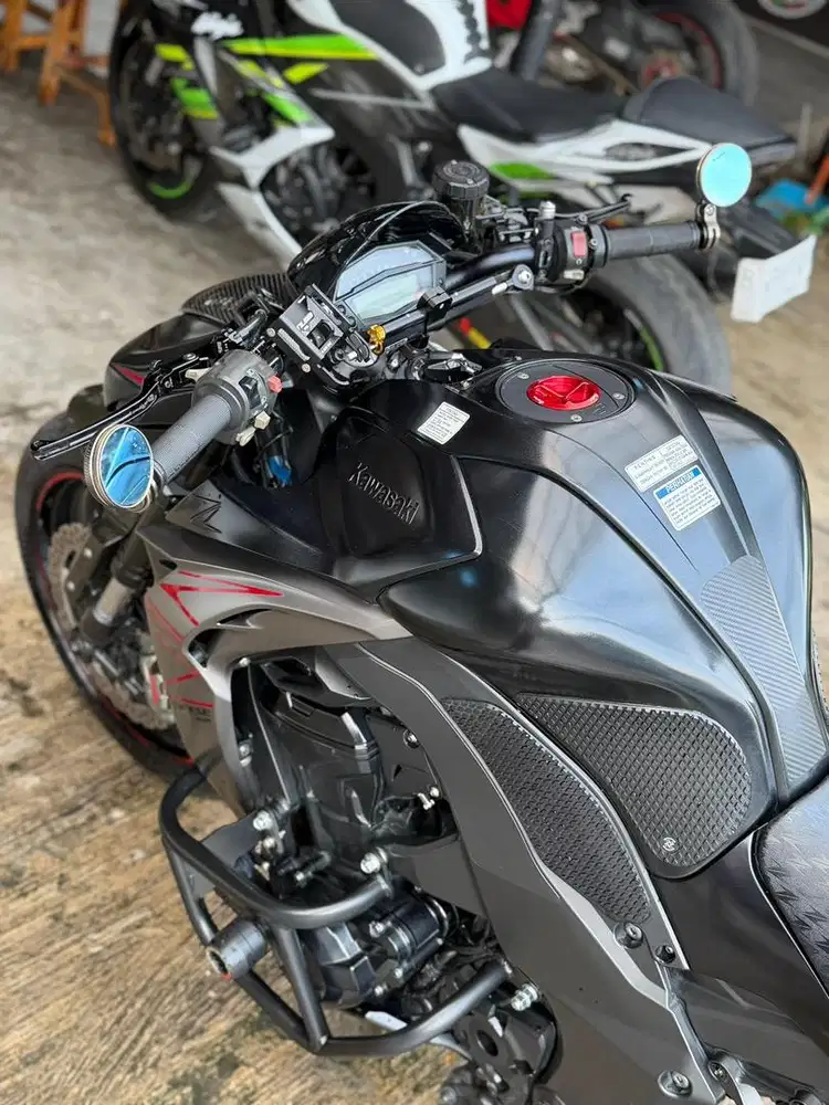 Kawasaki Z1000 Sugomi 2021