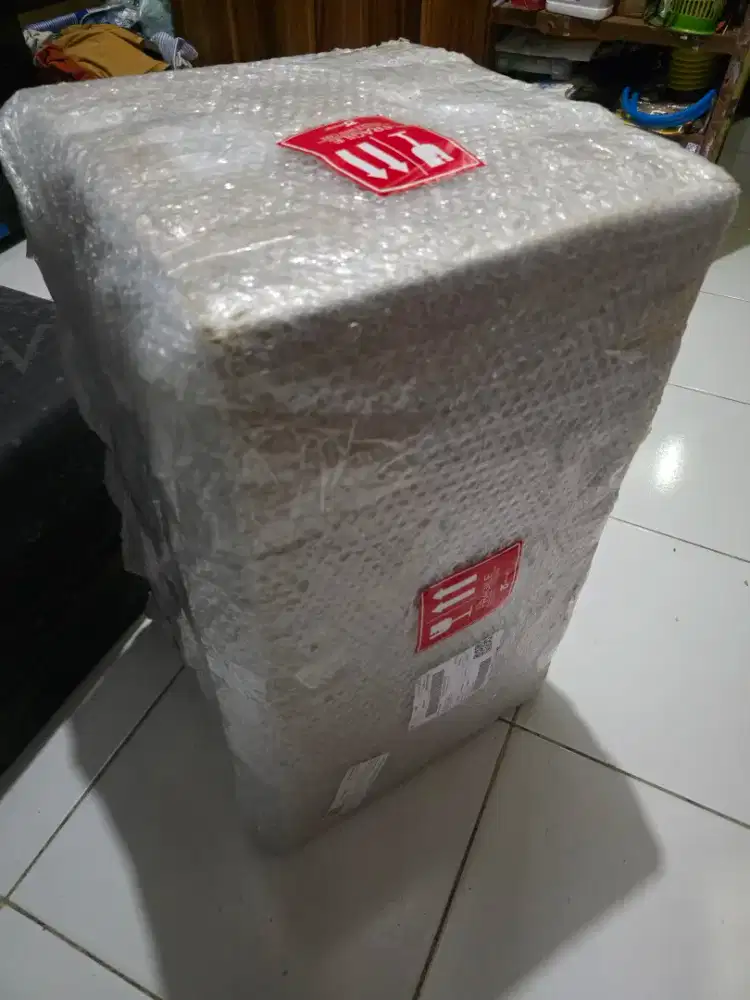 Jbl partybox club 120 kondisi baru.segel dus