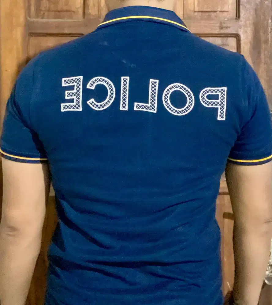 [ PRELOVED ] Kaos Kerah  TURN BACK CRIME